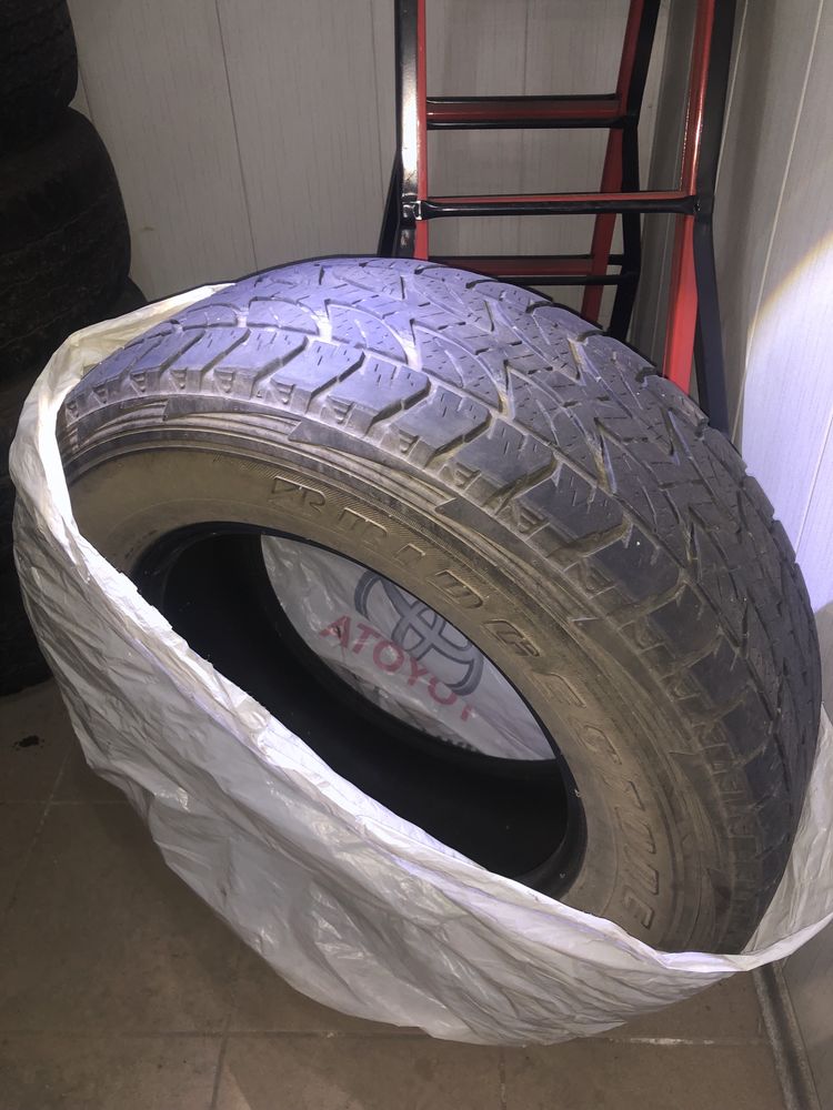 Bridgestone Dueler 694 A/T на Prado