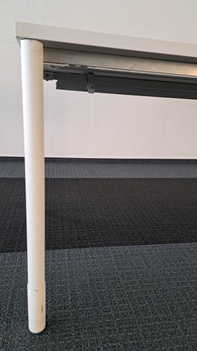 Biurko białe 160 x 80 Mikomax