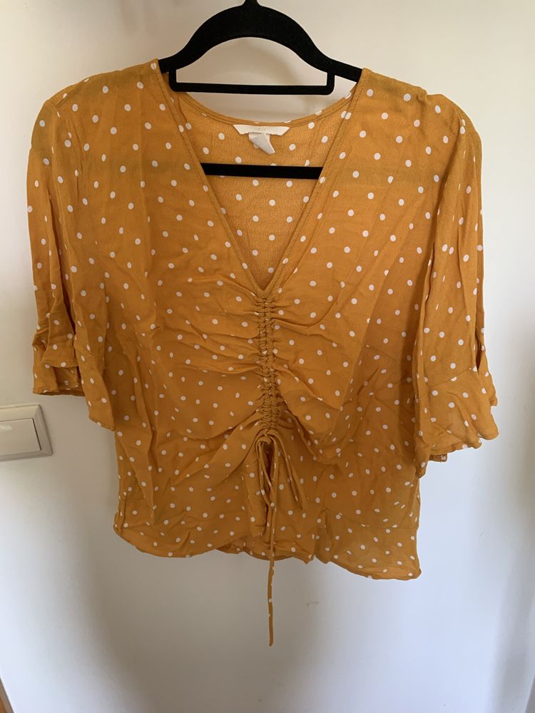 Blusa amarela H&M