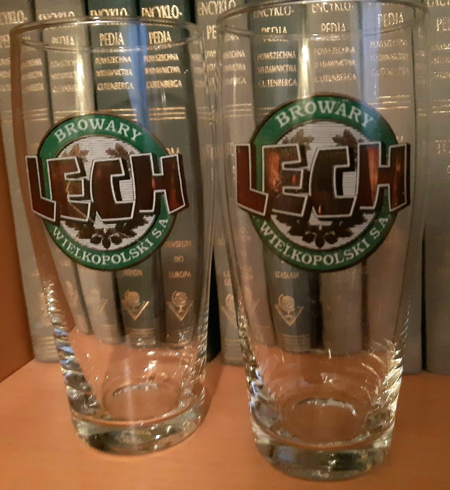 2 szklanki z Browarów Wielkopolski Lech