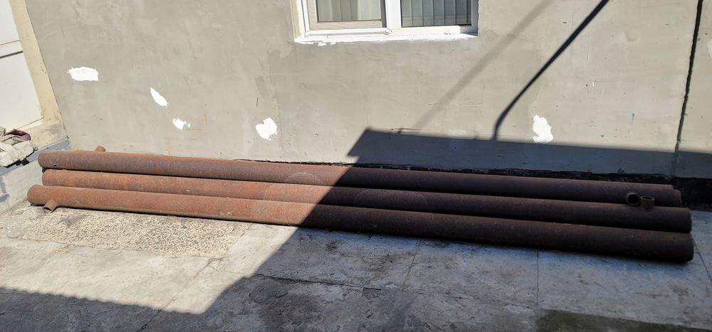 труба металическая 130