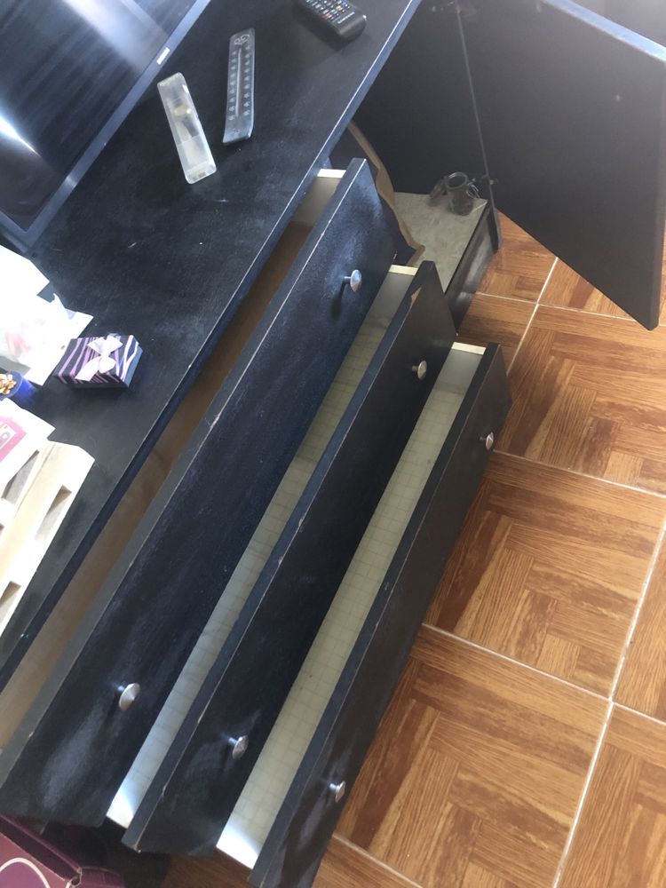 Movel 1 porta 3 gavetas