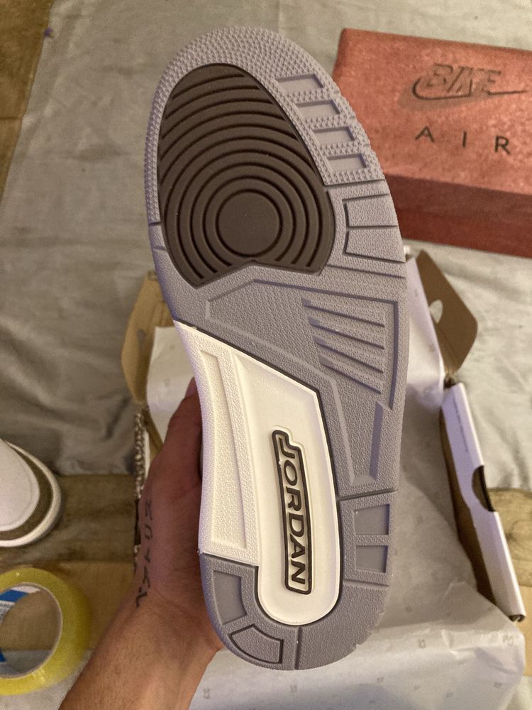 Jordan 3 Brown castanho