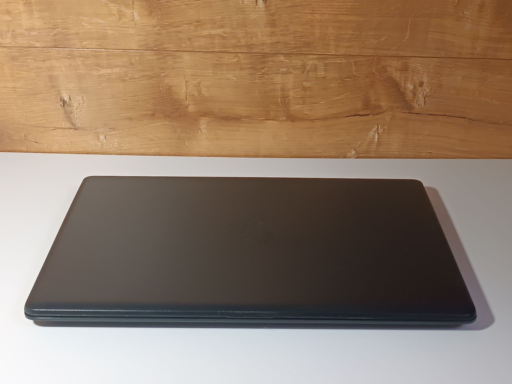 Потужний HP 17.3"/Ryzen 3/16 ОЗП/256 NVME/Vega 3