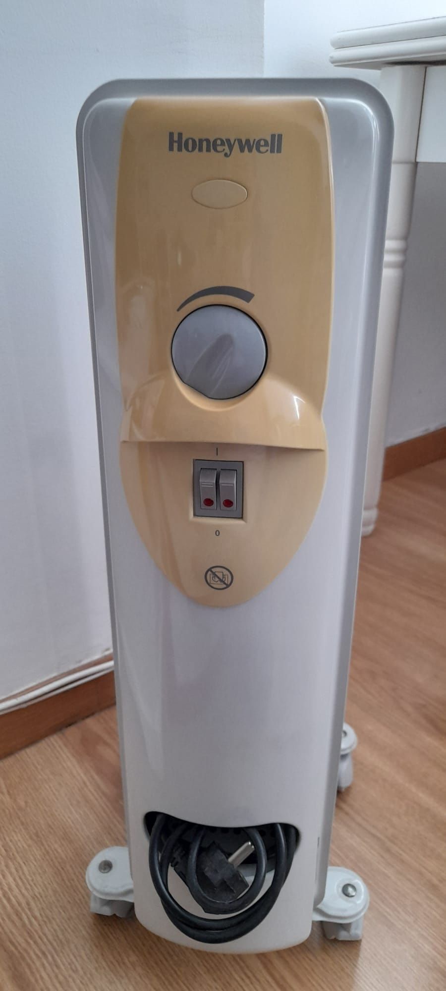 Aquecedor à óleo.
