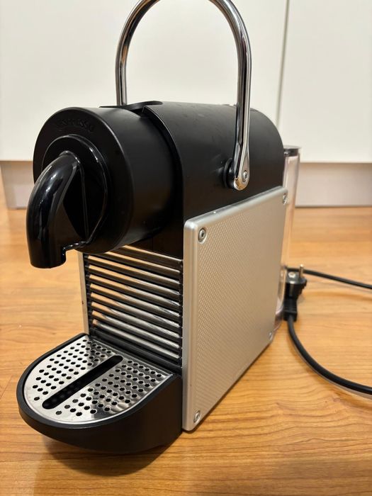 Máquina Nespresso Pixie –Tipo D61