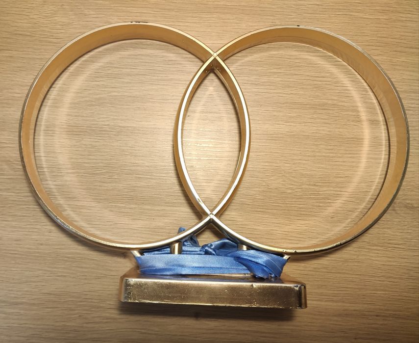 Весільна прикраса на автомобіль