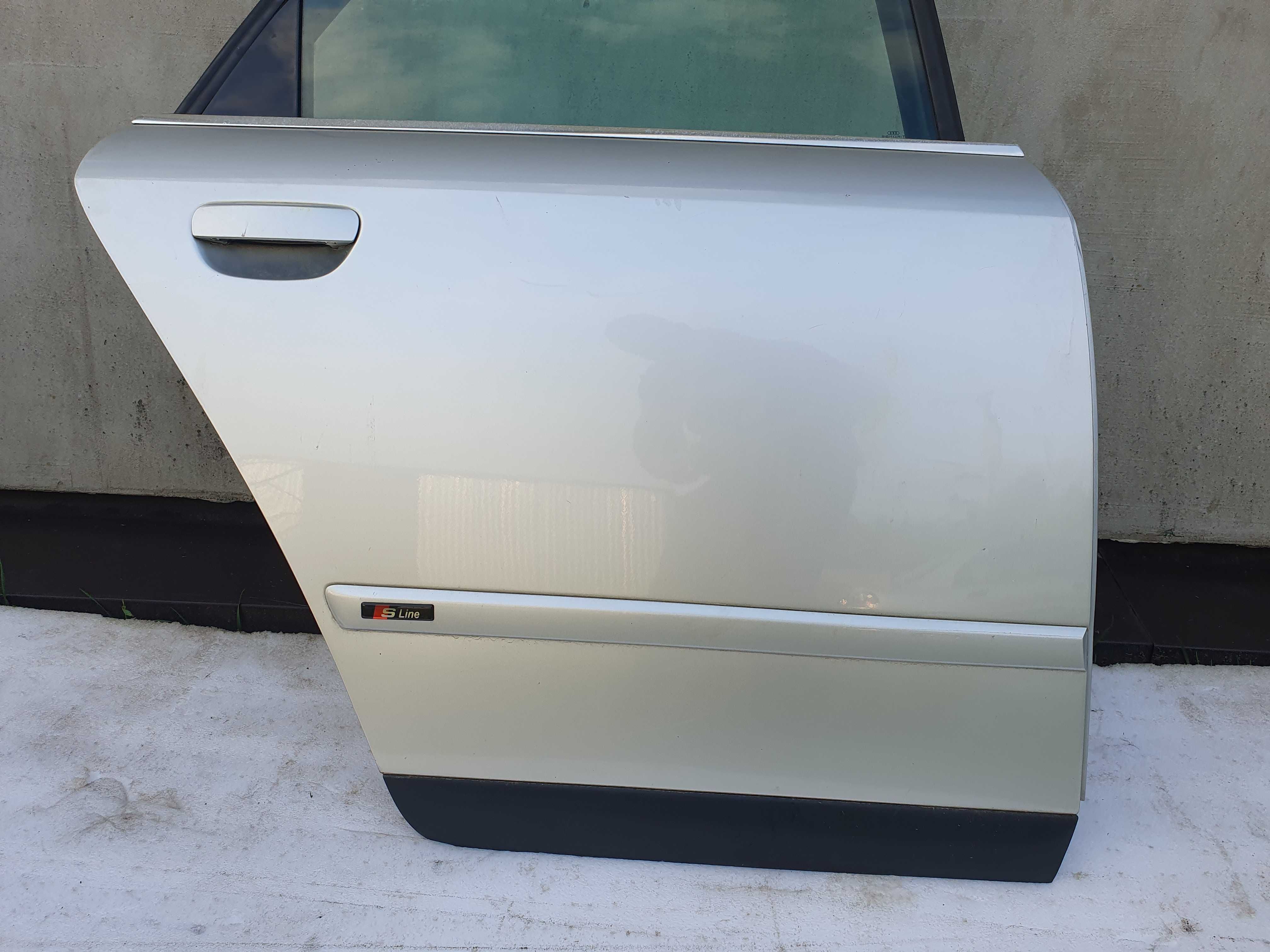 Drzwi prawe tyl tylne Audi A4 b6 sedan srebrne