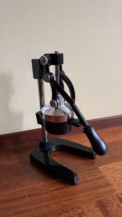 Ручна соковижималка для цитрусових та гранатів RAUDER LSPRM