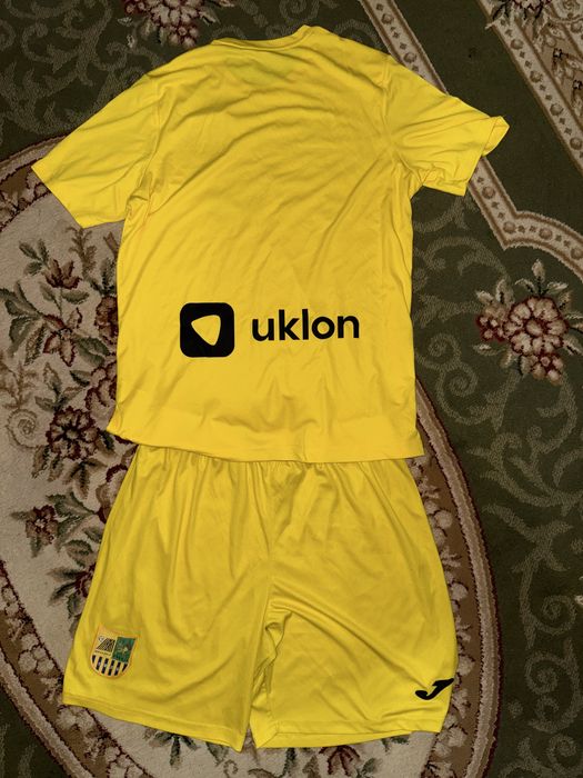Оригінальна футболка та шорти клубу Металіст 1925