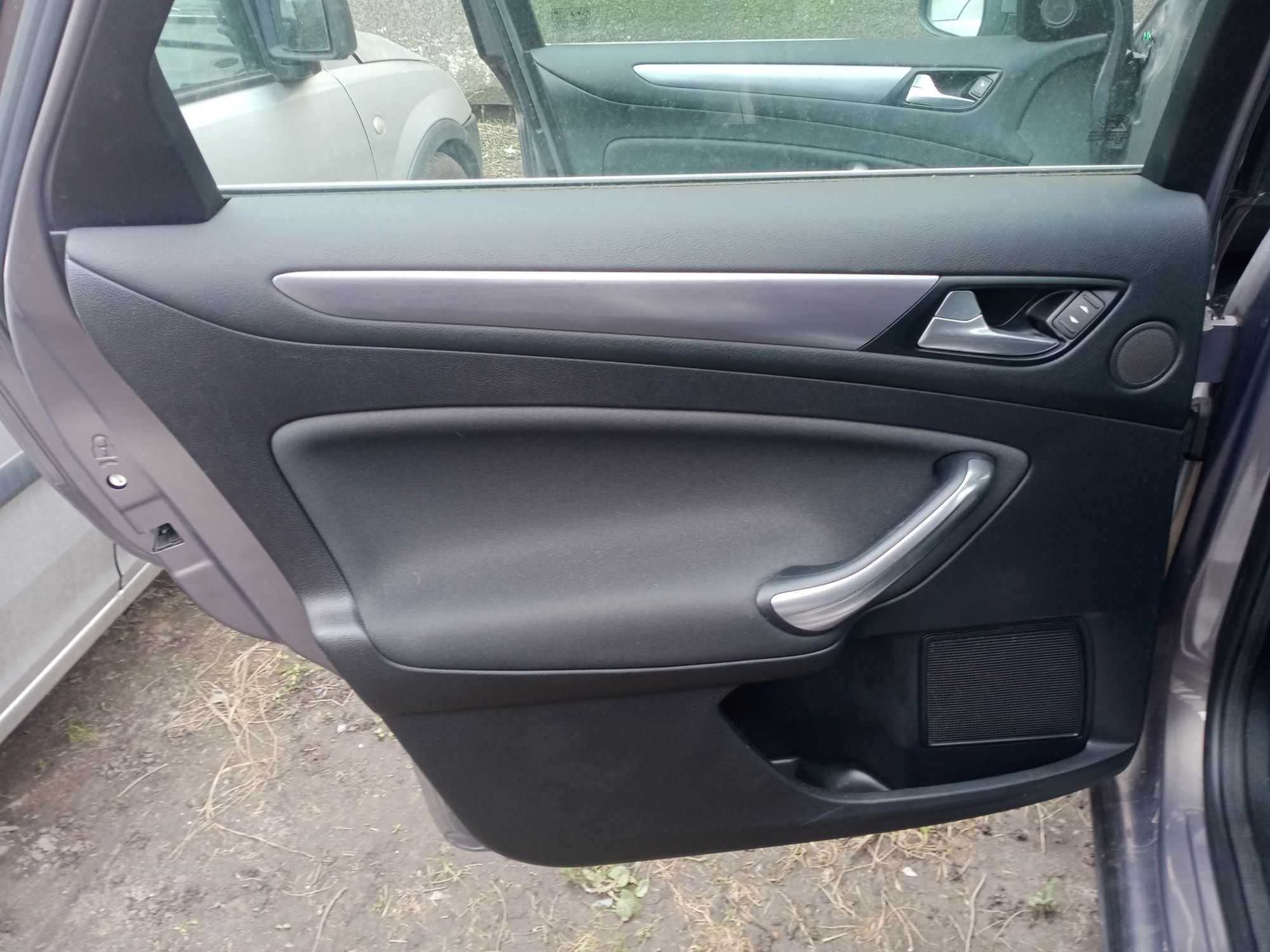 Ford Mondeo MK4 LIFT - Fotele Kanapa Boczki TITANIUM - EUROPA
