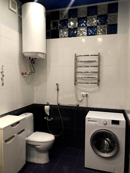 Сдам 3к квартиру ,Центр,ЖК Адмирал,Паркинг,Закрытый двор,Охрана.