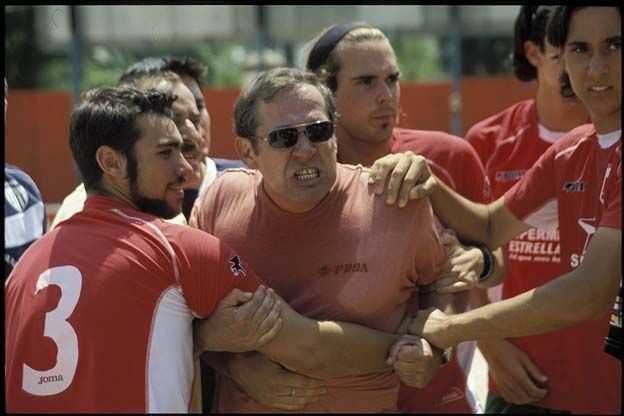 O MAIOR PENALTI DO MUNDO Hilariante comédia de Futebol de chorar a rir