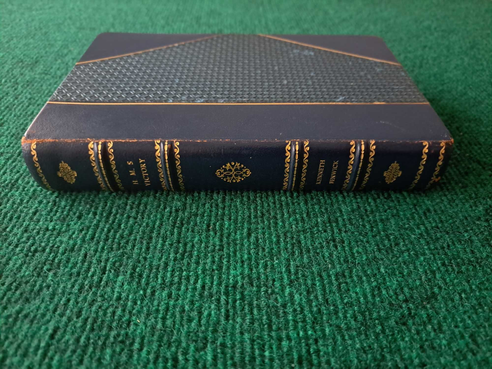 H.M.S. Victory - Kenneth Fenwick (First Edition 1959)