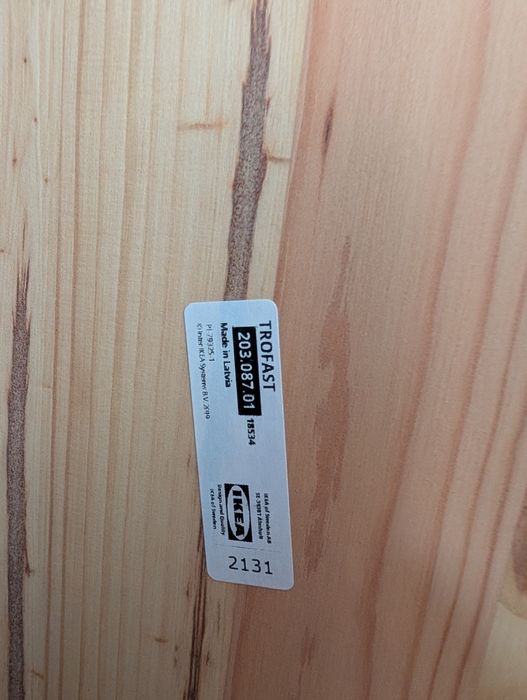 Półka /regał drewniany Ikea w bardzo dobrym stanie, jasne drewno