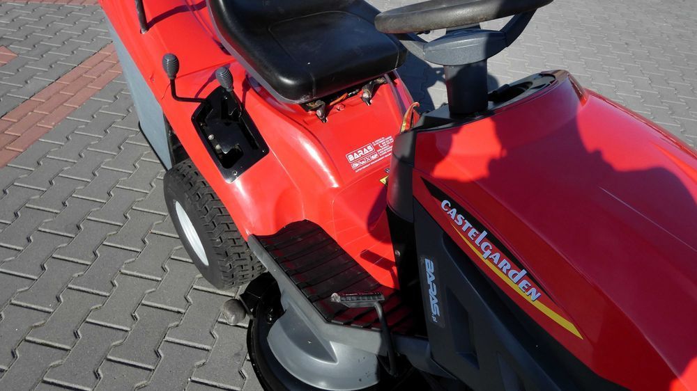 Traktorek kosiarka Castelgarden B&S (120801.5) - Baras