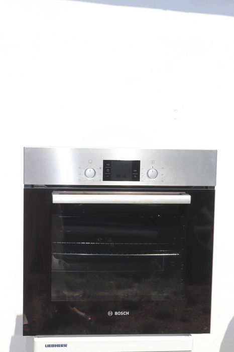Духовой шкаф Bosch  HBA23B150