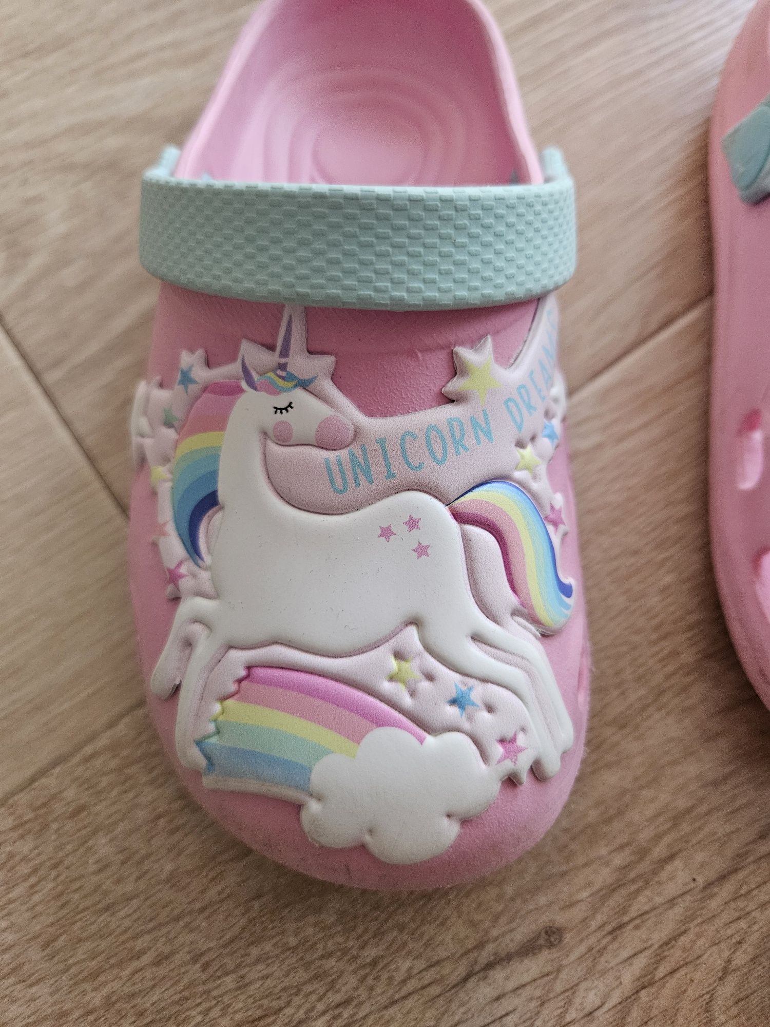 Chodaki klapki kąpielowe deichmann r.28