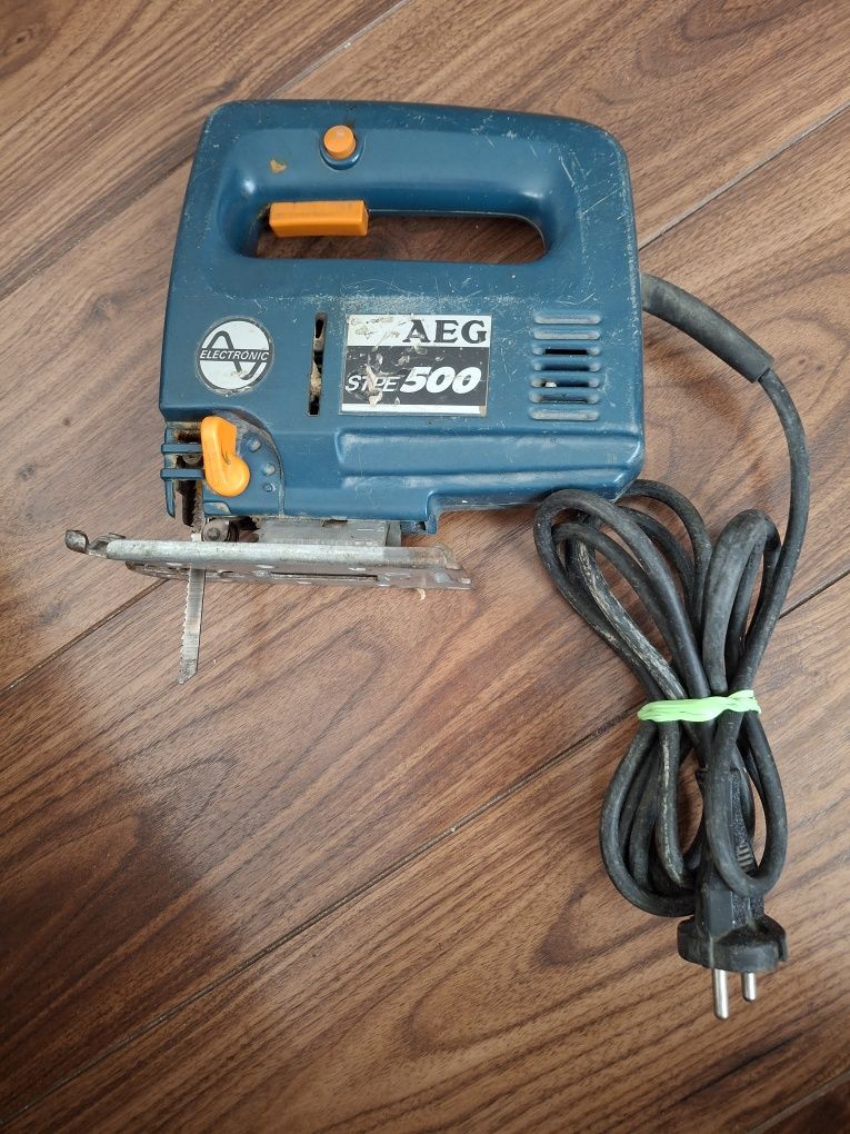 Wyrzynarka AEG STPE 500