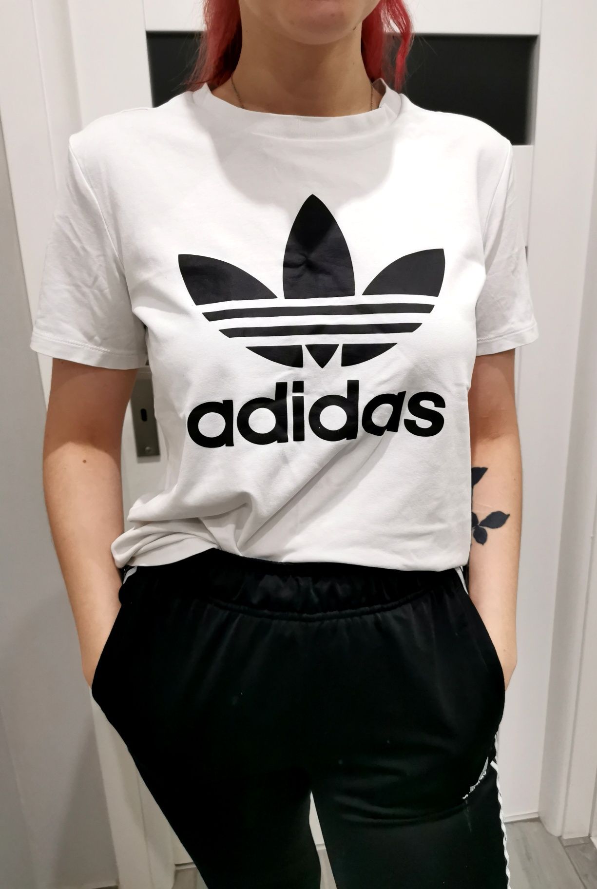 Bluzka z krótkim rękawem T-shirt biały Adidas r. M