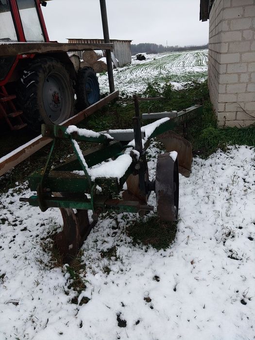 Продам плуг плн 3 35 0деський в хорошому стані, все в оригіналі деталі