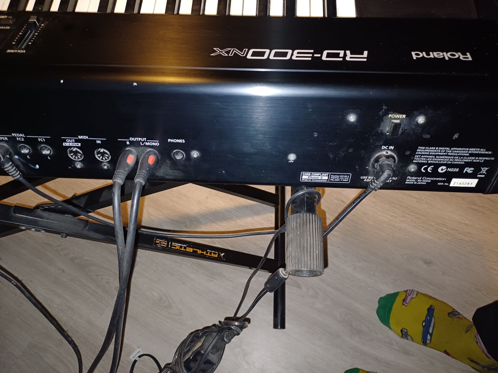 Roland rd-300nx +twardy pokrowiec+statyw stage piano