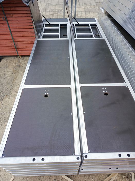 rusztowanie elewacyjne plettac poznańskie