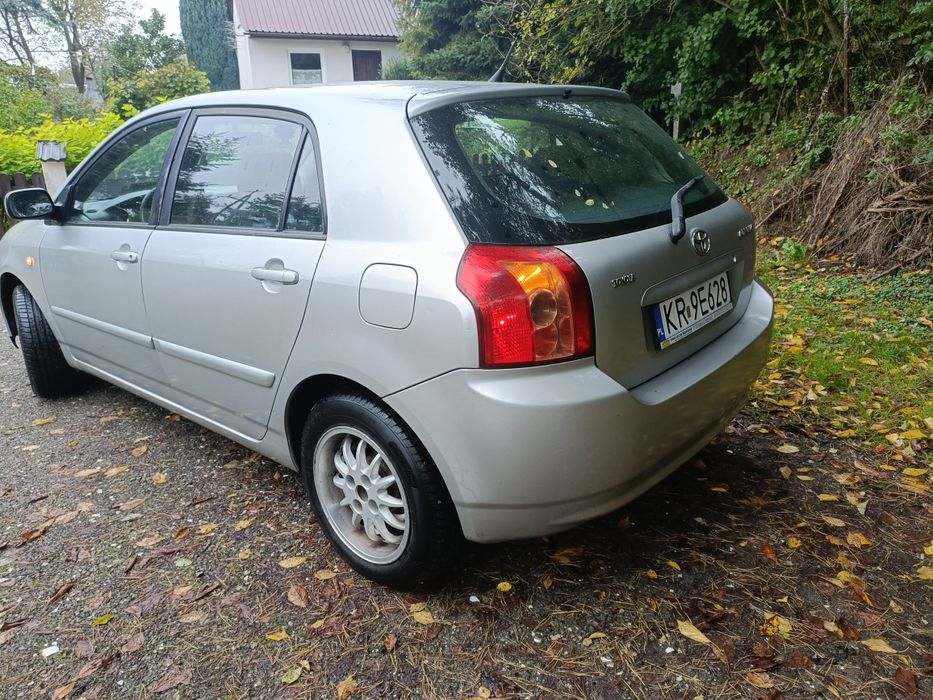 Toyota Corolla 1,4 97 KM