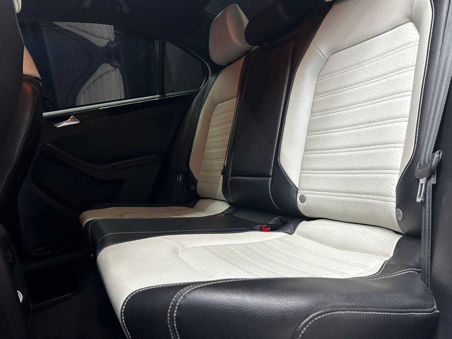 Volkswagen Jetta 2015