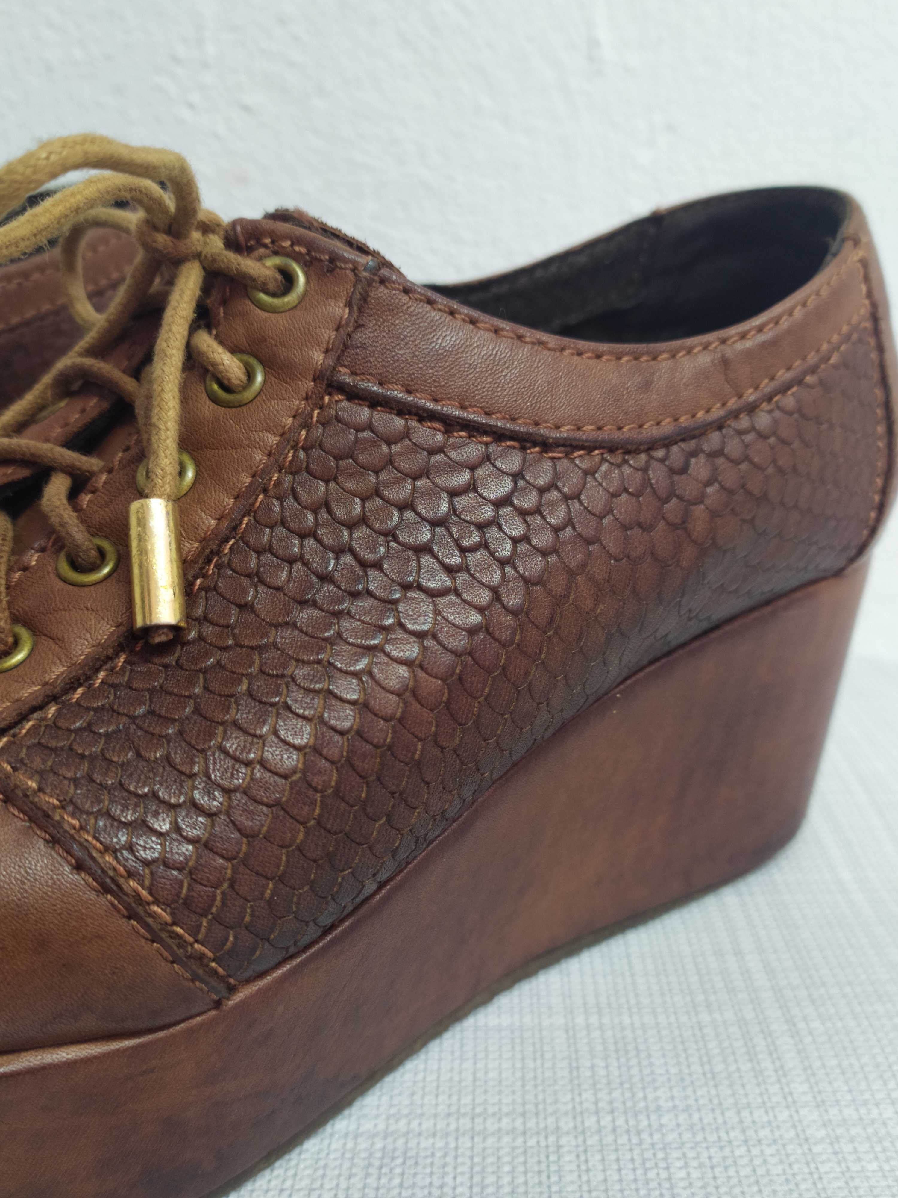 Sapatos atacadores, salto compensado, pele genuína, tam.37