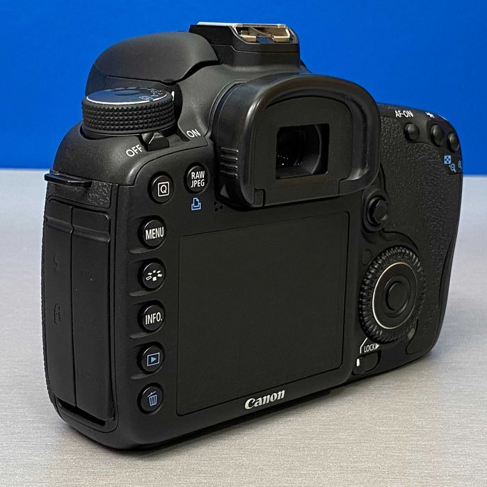 Canon EOS 7D (Corpo) - 18MP