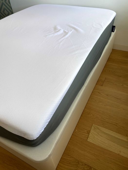 Storage bed base and mattress (collect morning 23 October)