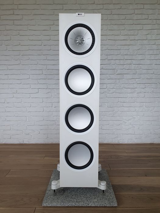 Znakomite kolumny podłogowe KEF Q 950