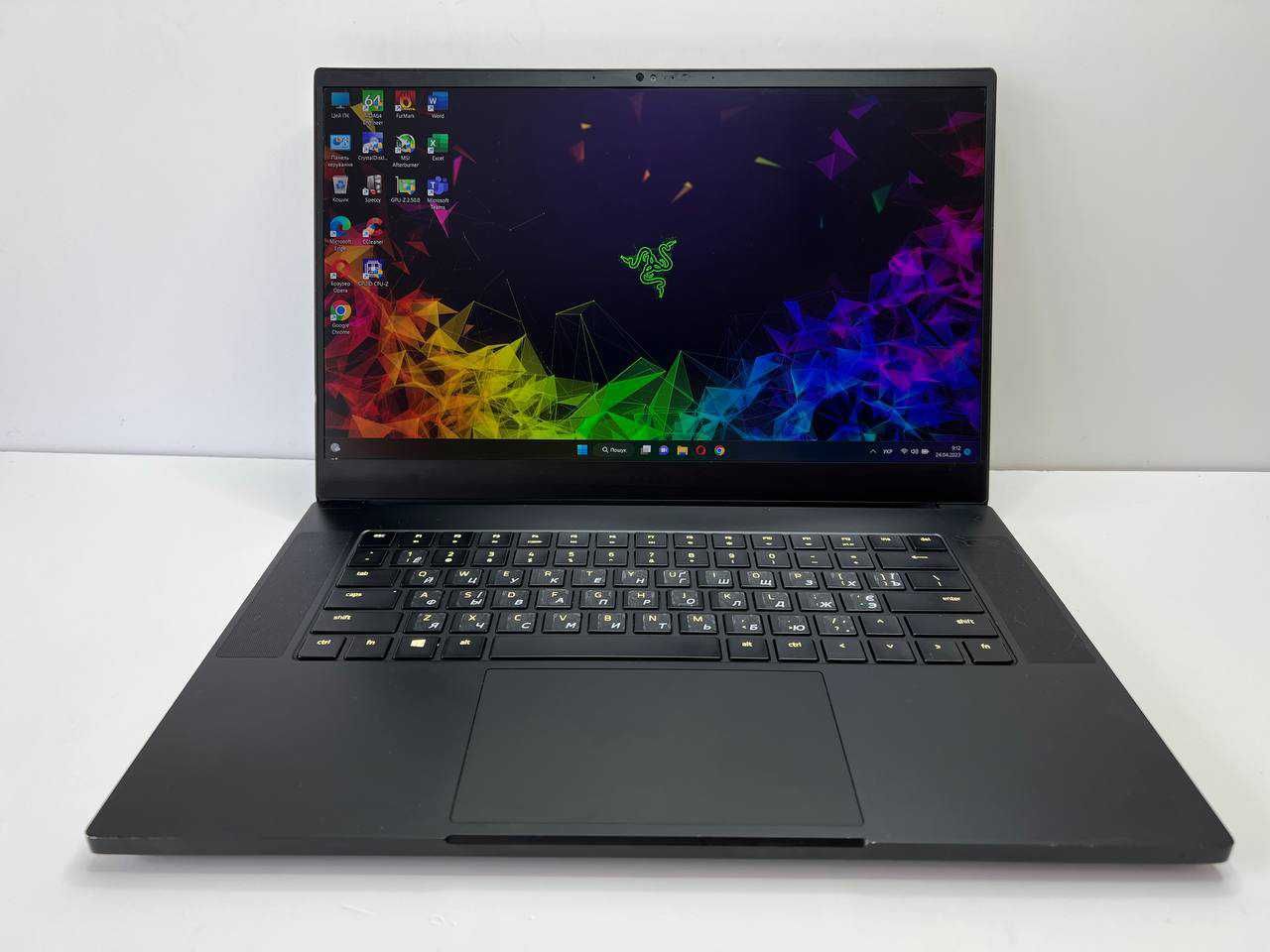 Ігровий Razer Blade 15, Core i7-8750H, GTX 1060 6Gb, 16Gb, 256Gb, FHD