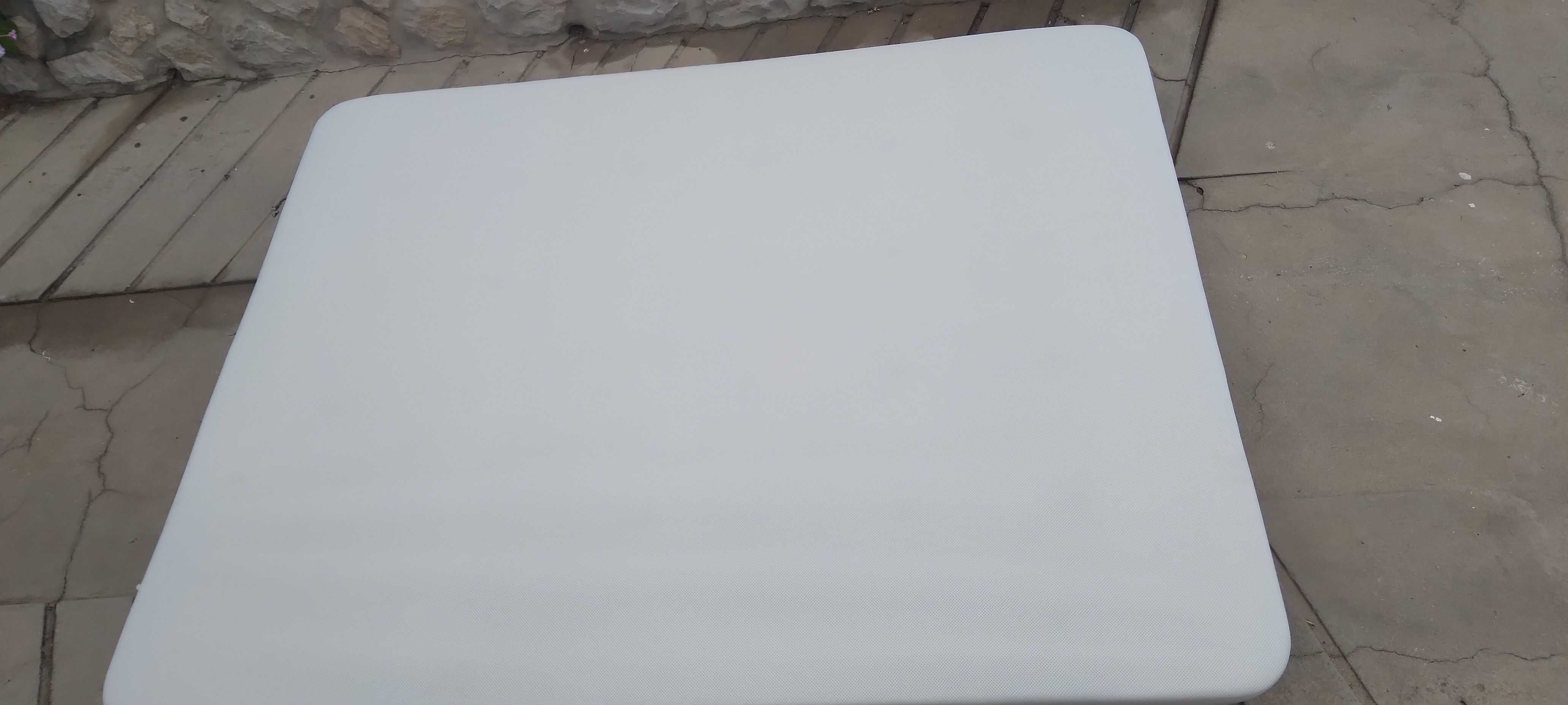 Estrado como novo 160x200