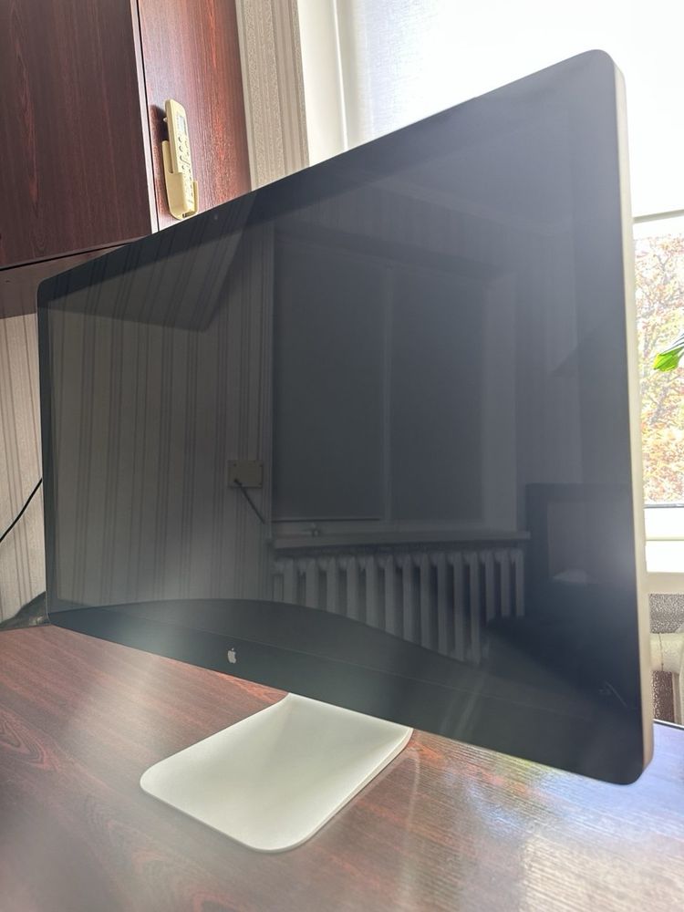 Монитор 27” Apple Thunderbolt Display A1407