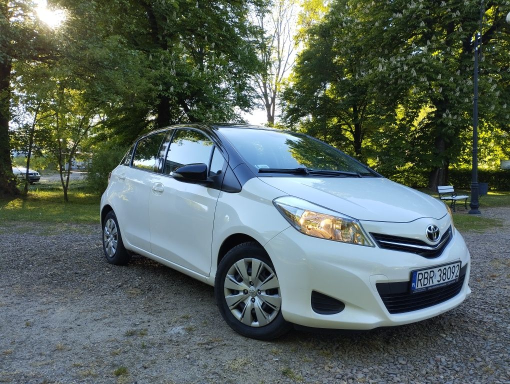 Toyota Yaris 1.3 benzyna automat