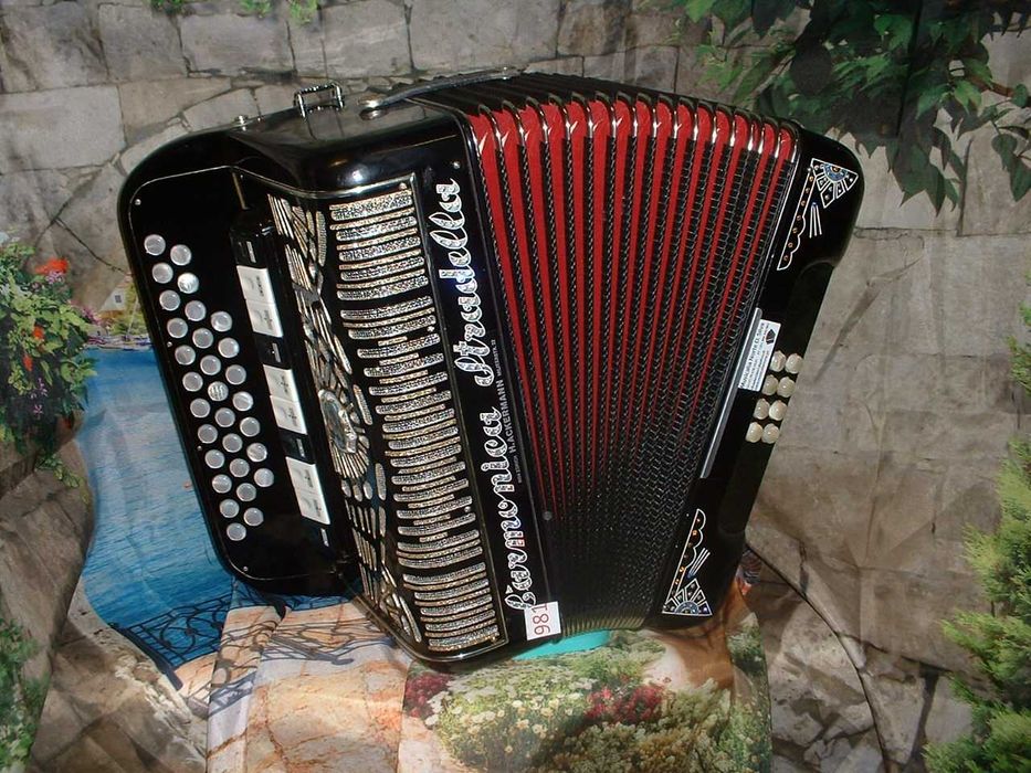 Concertina Avenda R, .981