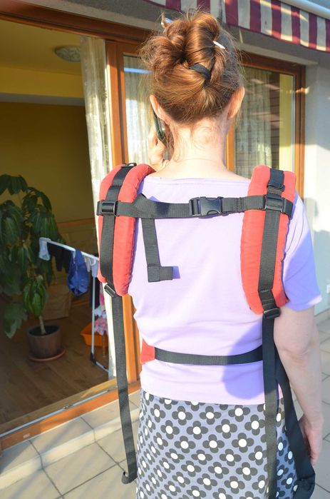 Nosidełko Tula z kapturkiem i wkładką dla niemowlaka