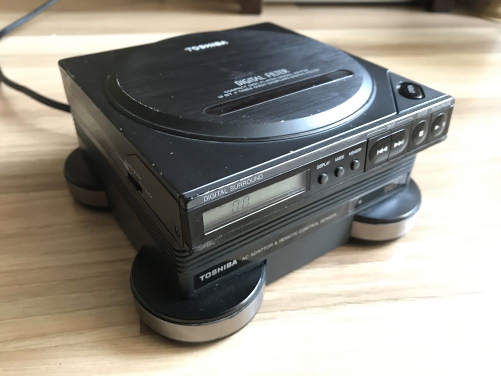 CD player Toshiba XR-P22