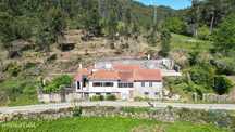 Casa de aldeia T6 em Espinhal de 395,00 m2