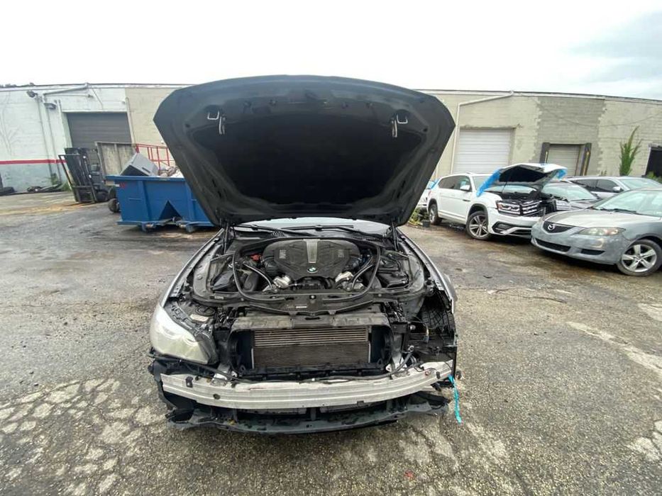 Топливная рампа n63 с BMW F10 550XI 4.4 N63B44A Разборка Шрот
