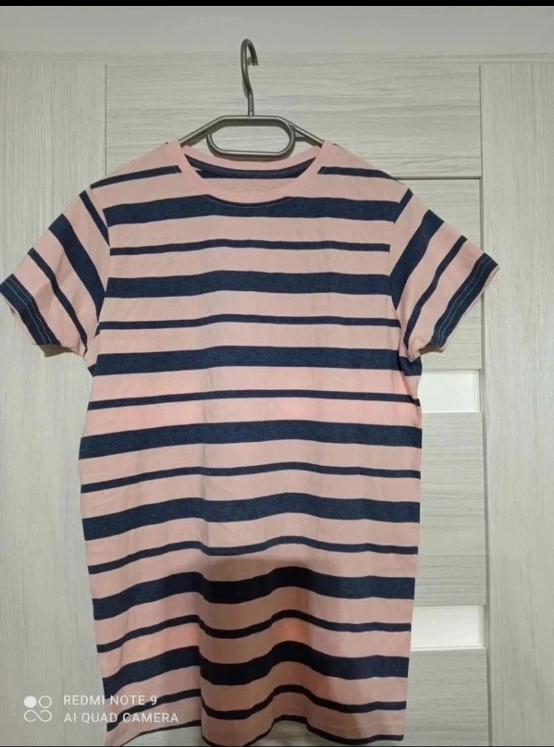 T-shirt damski. Primark.