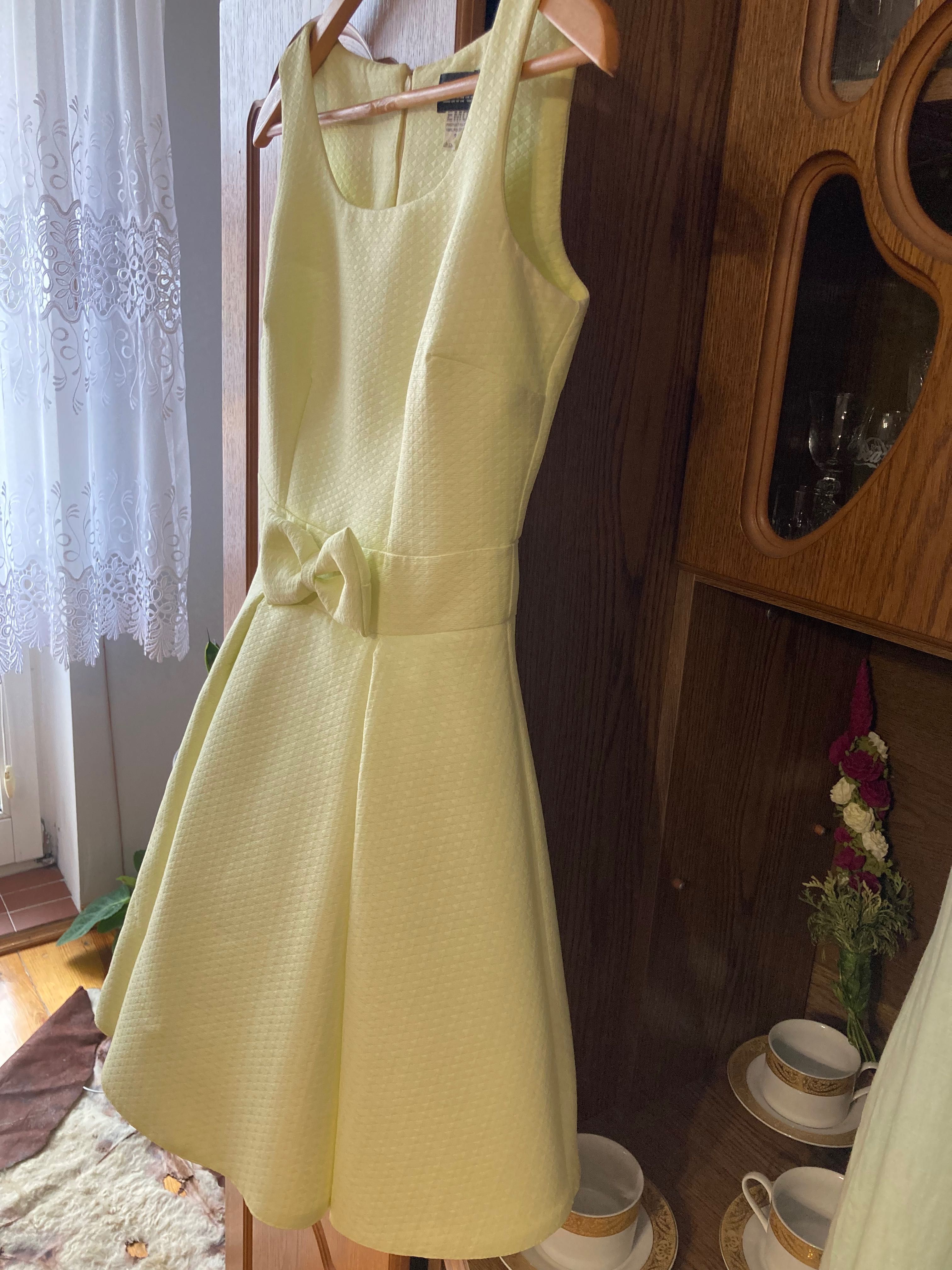 Sukienka limonkowa okazjonalna dla dziewczynki