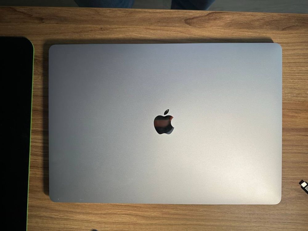 MacBook Pro 2019