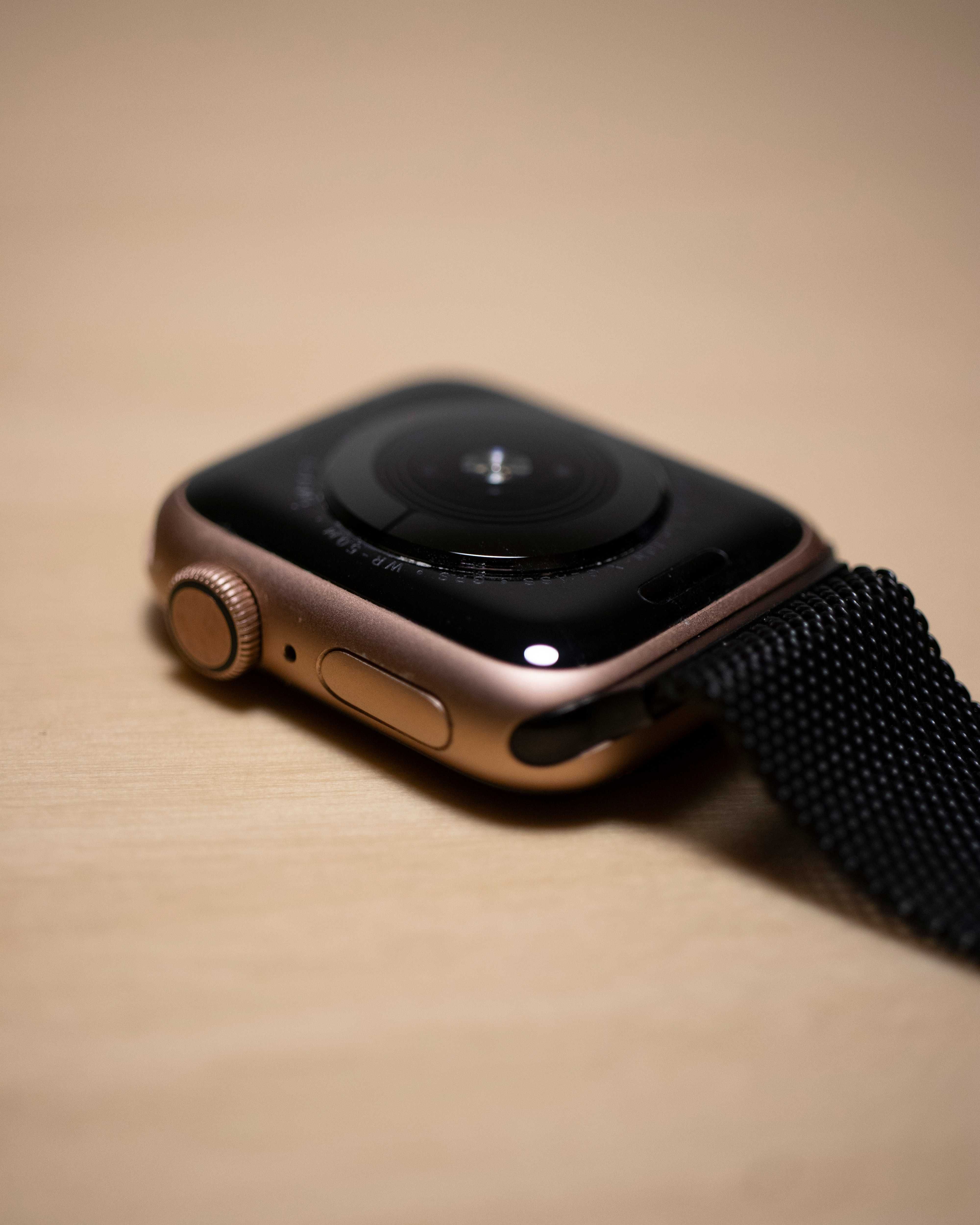 Apple Watch Series 4 (GPS) 40mm  *Impecável*