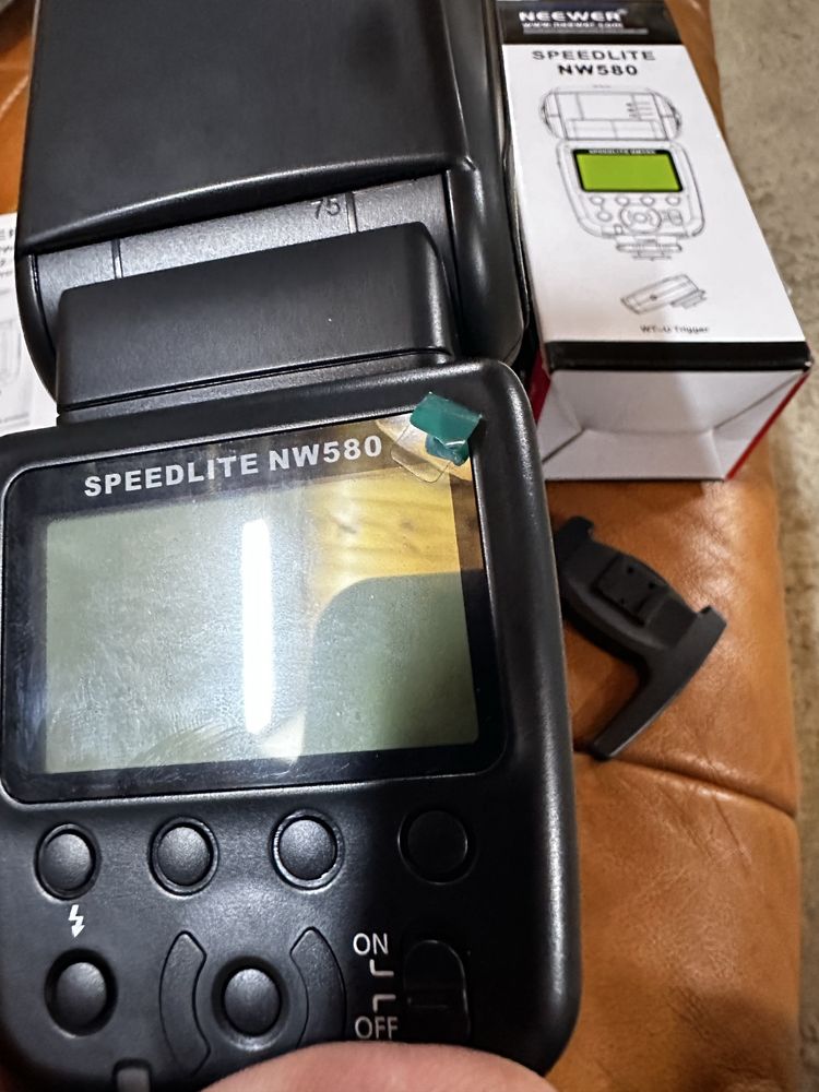 Бездротовий спалах Neewer nw580 2,4G і 15-канальним передавачем