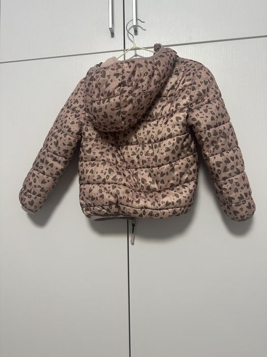 Курточка для дівчинки