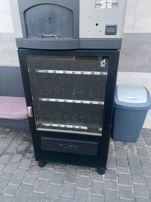 Комбінований торговий автомат комбіснек Bianchi BVM 931\BVM636