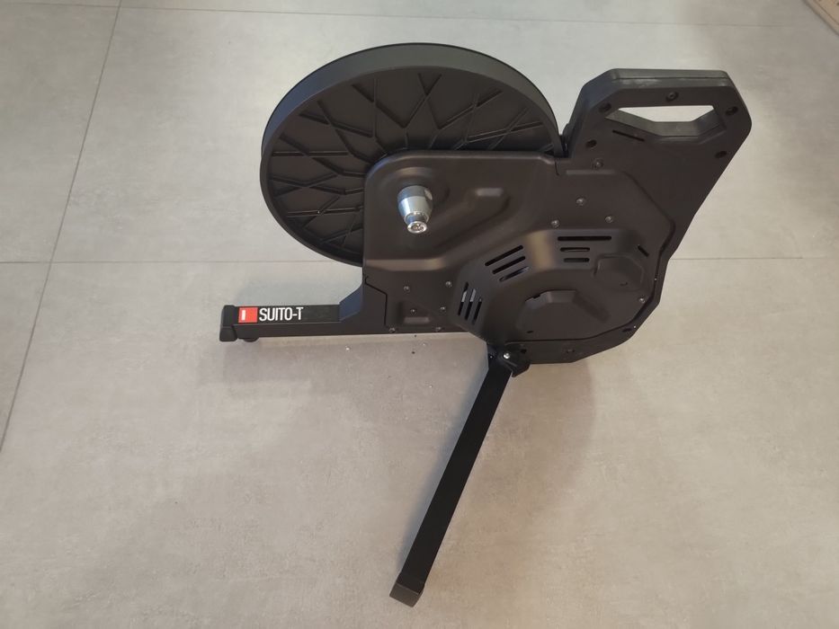 Trenażer rowerowy interaktywny Elite Suito